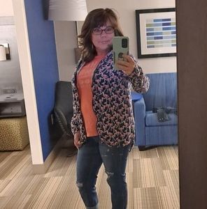 Meet your Posher, Jeannie